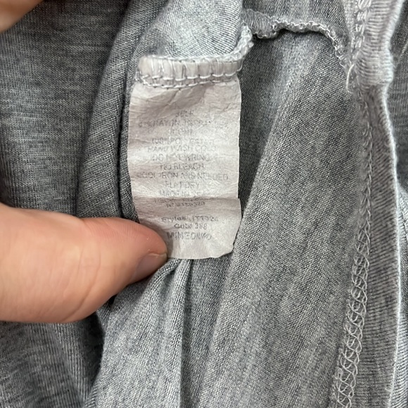 Gold sequins tank size medium - Picture 3 of 5